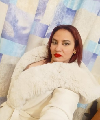 Зина, 28